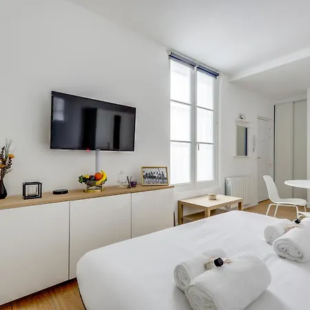 Center Of L Fully Equipped And Cozy Parigi