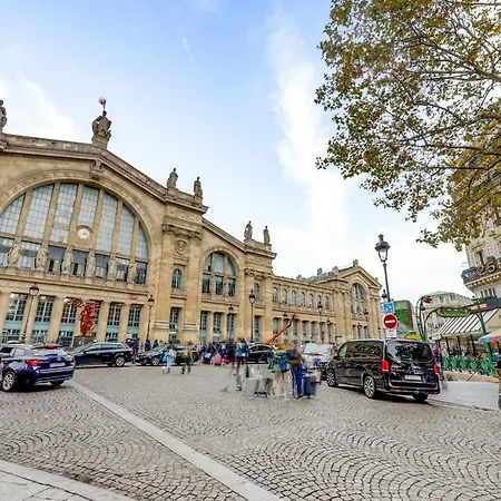 Center Of L Fully Equipped And Cozy Parigi